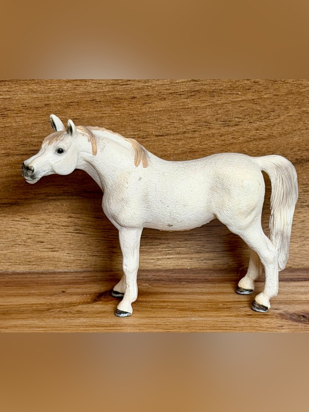Retired Schleich White Arabian Mare Horse 13630
